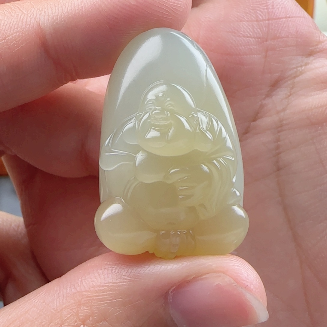 和田玉颈饰未镶嵌忘***线