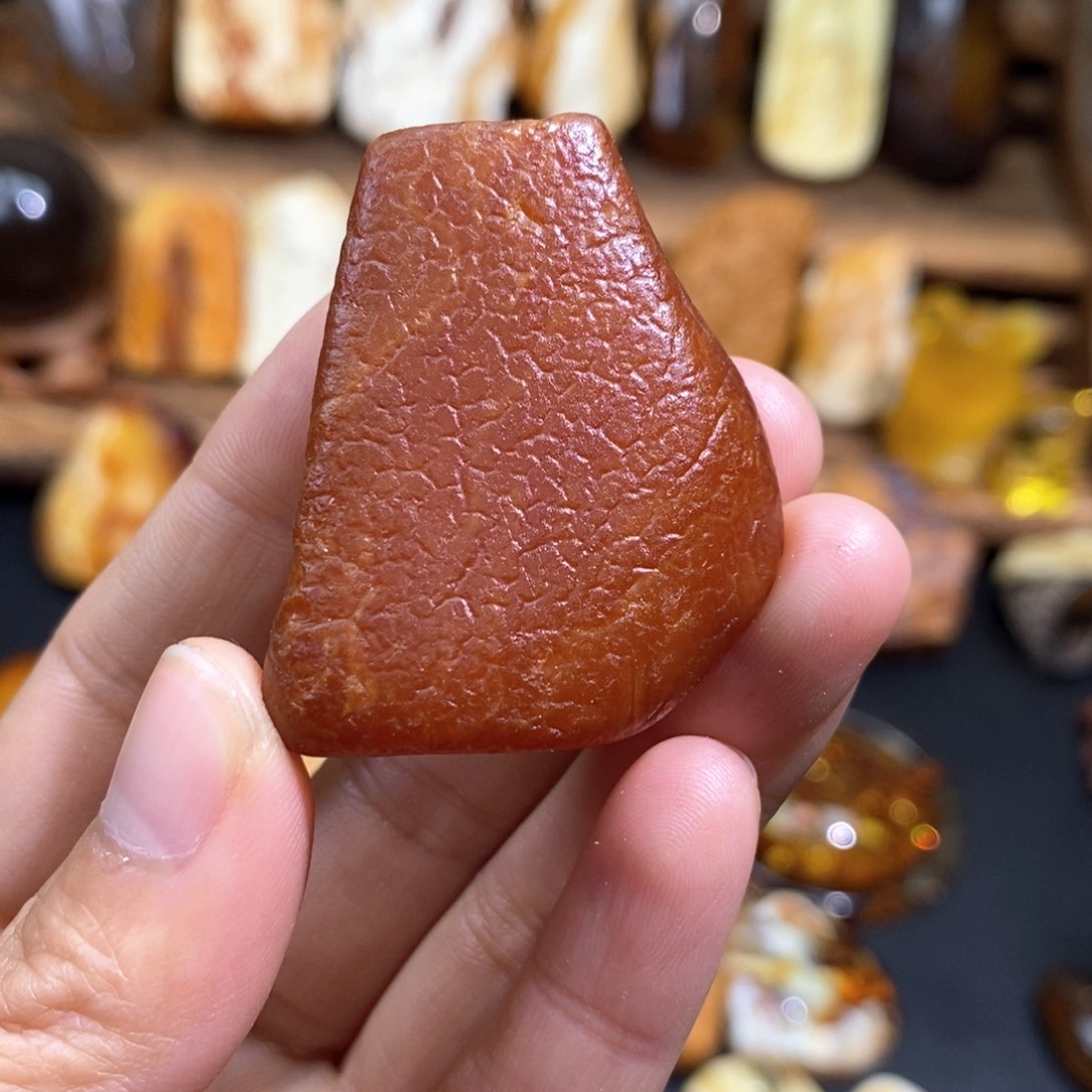 琥珀裸石未镶嵌琥珀