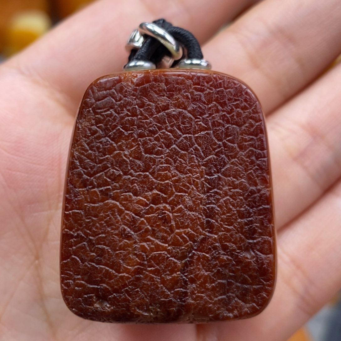 琥珀吊坠(赠链)未镶嵌