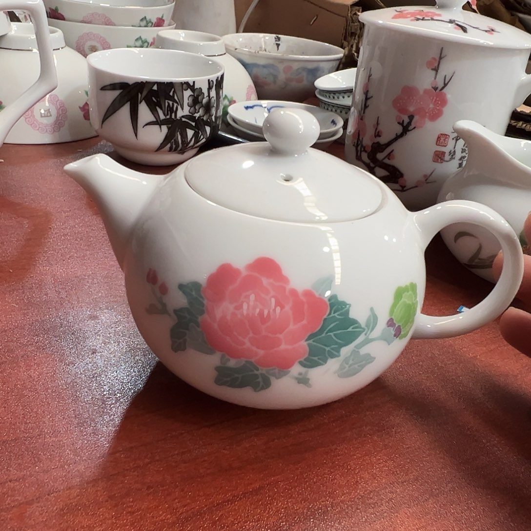 醴陵瓷直播供货基地手绘东方红240毫升