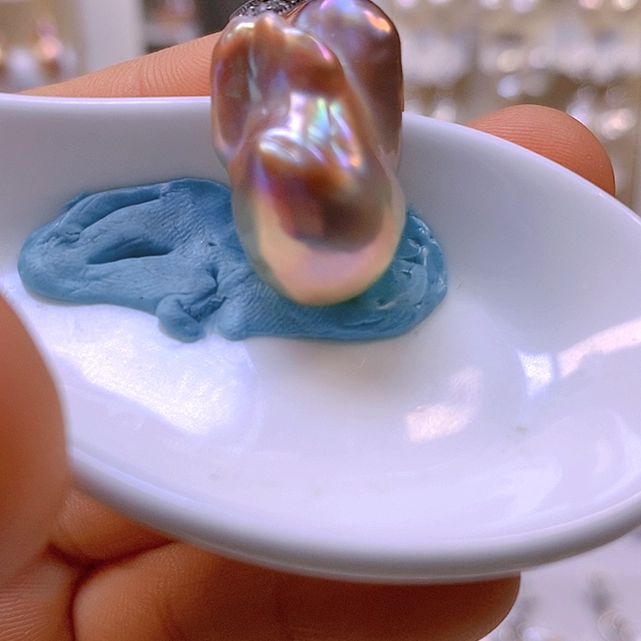 淡水珍珠颈饰合金