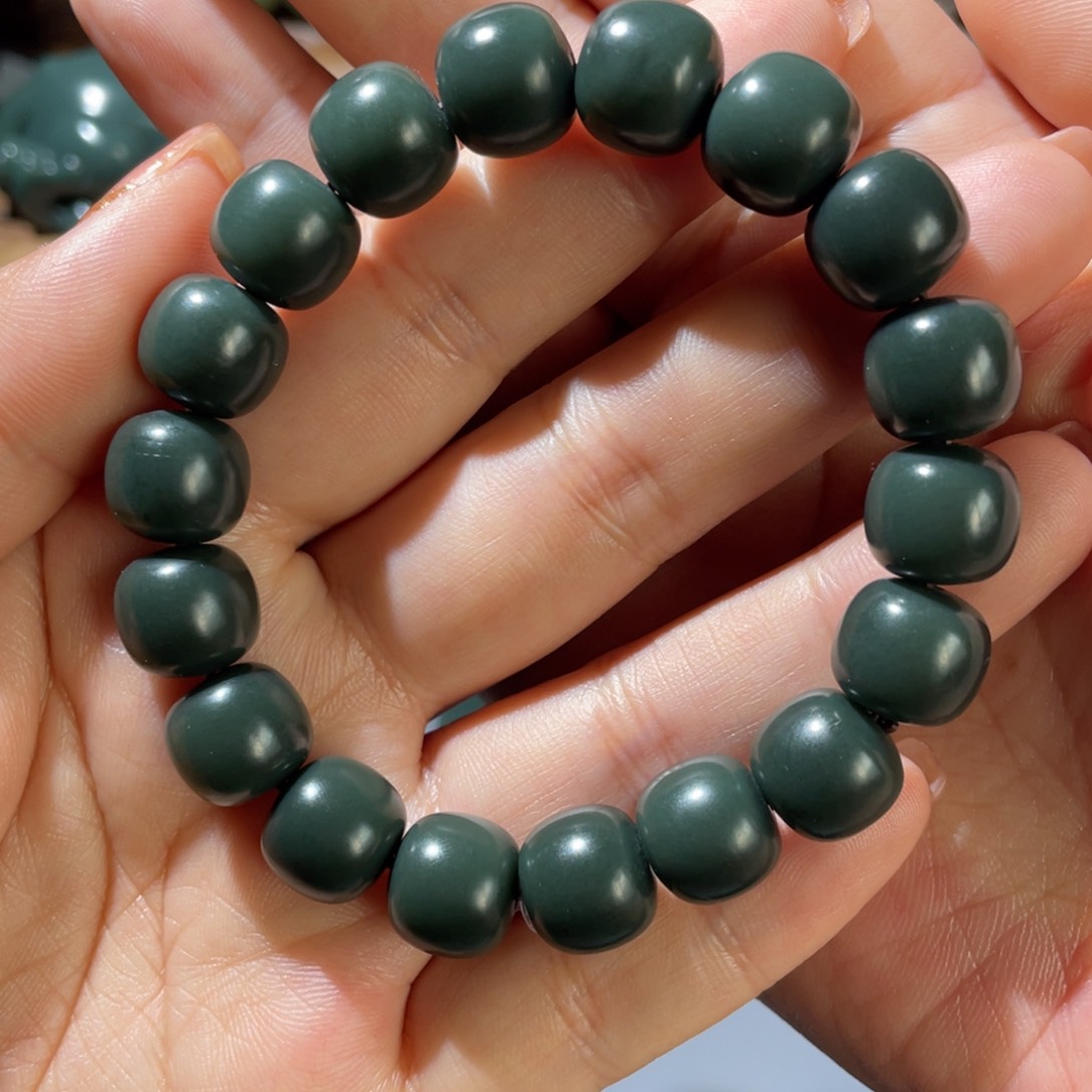 未镶嵌和田玉手串