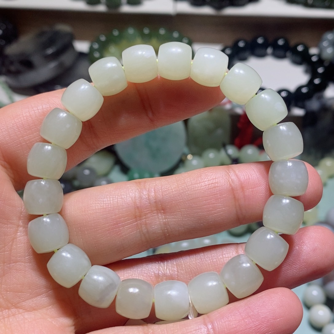 和田玉手链未镶嵌