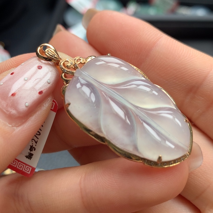 翡翠颈饰18K金镶嵌翡翠饰品