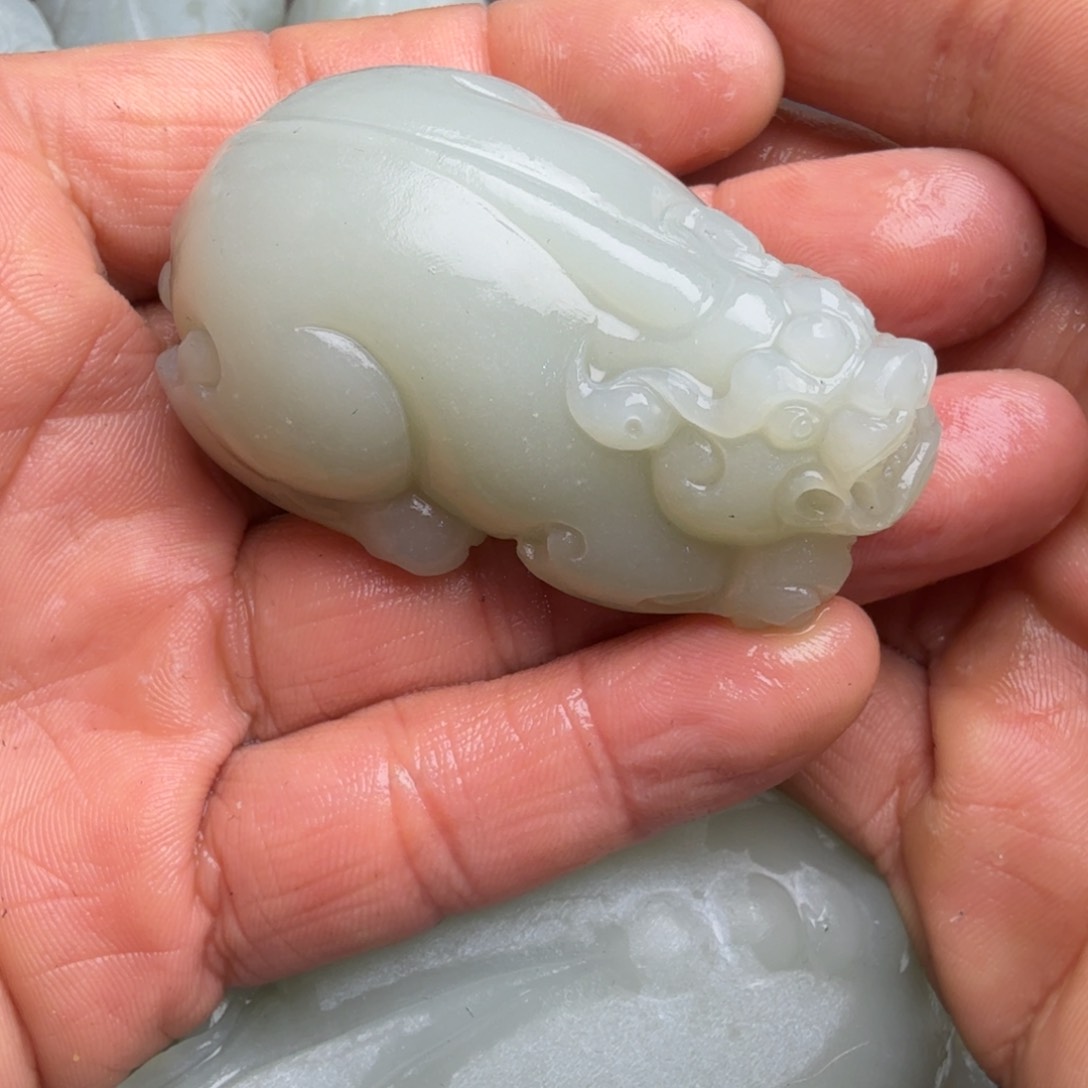 和田玉颈饰未镶嵌