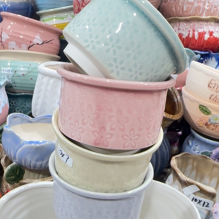 凑9块包邮，有孔，不清楚问客服