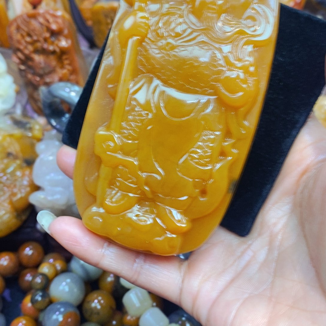 未镶嵌石英质玉（黄龙玉）吊坠(不含链)