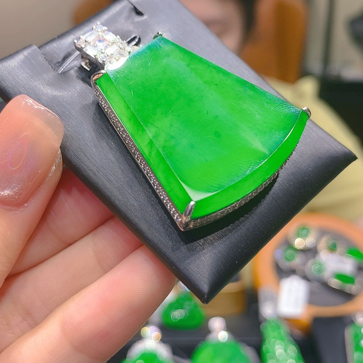 【闪购商品】翡翠银S925镶嵌颈饰4柒姐