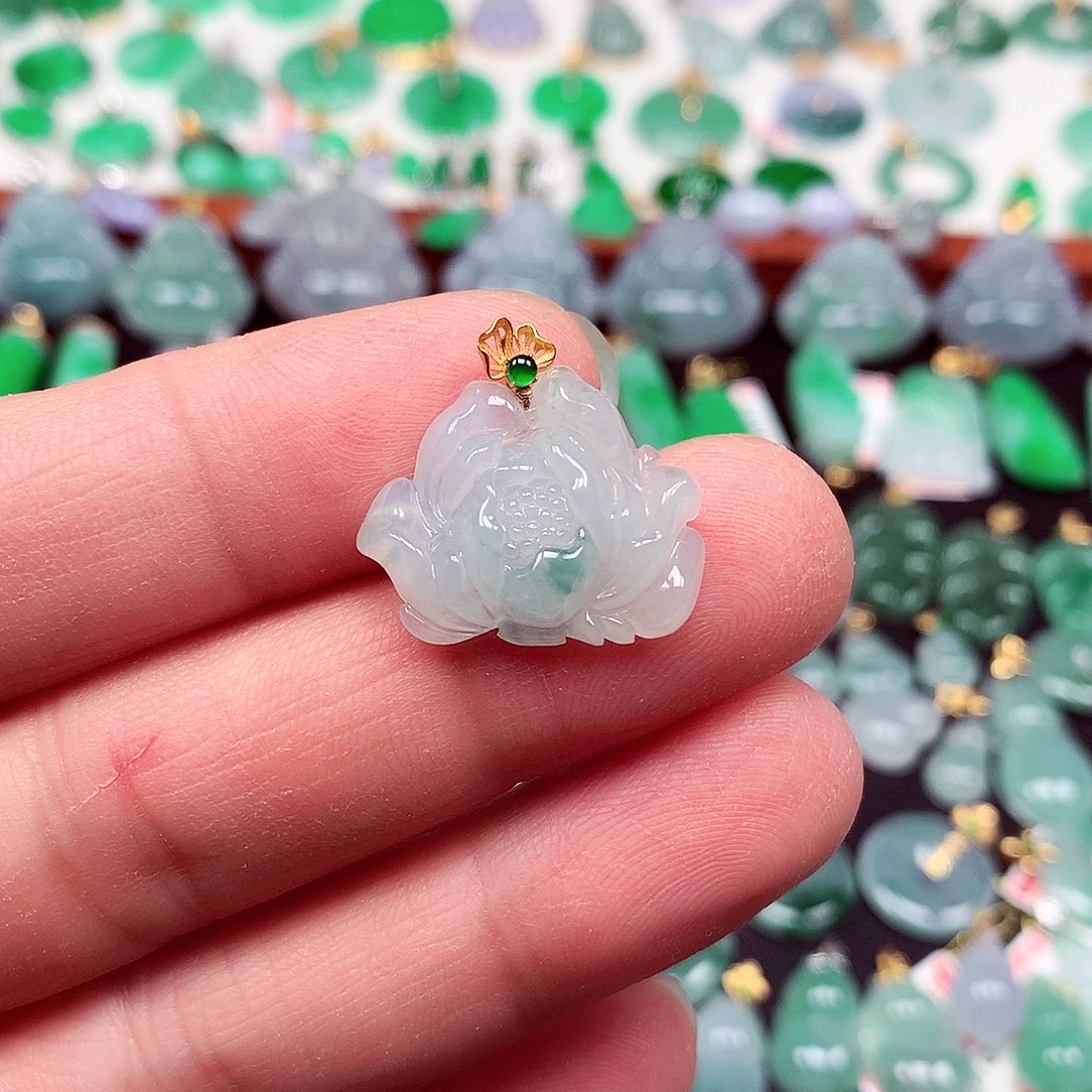 翡翠18K金镶嵌挂件