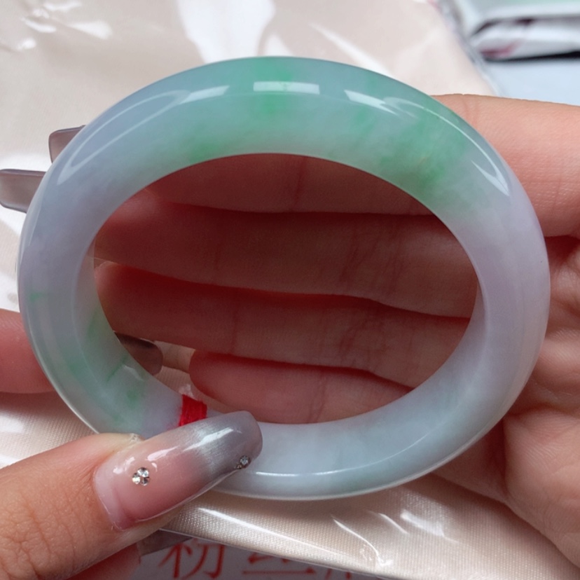 【闪购商品】翡翠手镯（圆镯）未镶嵌54圈