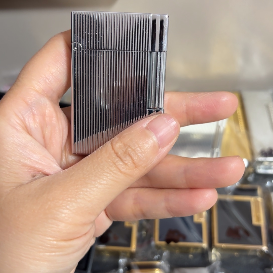 都登卡中古打火机