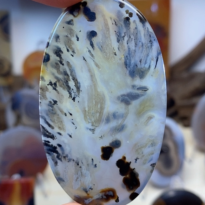 玛瑙/玉髓颈饰未镶嵌