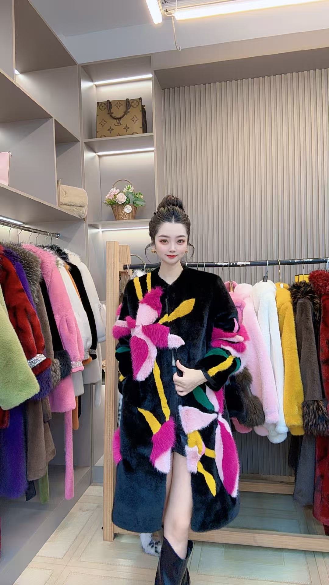 新款欧貂绒毛毛外套-玫瑰月色