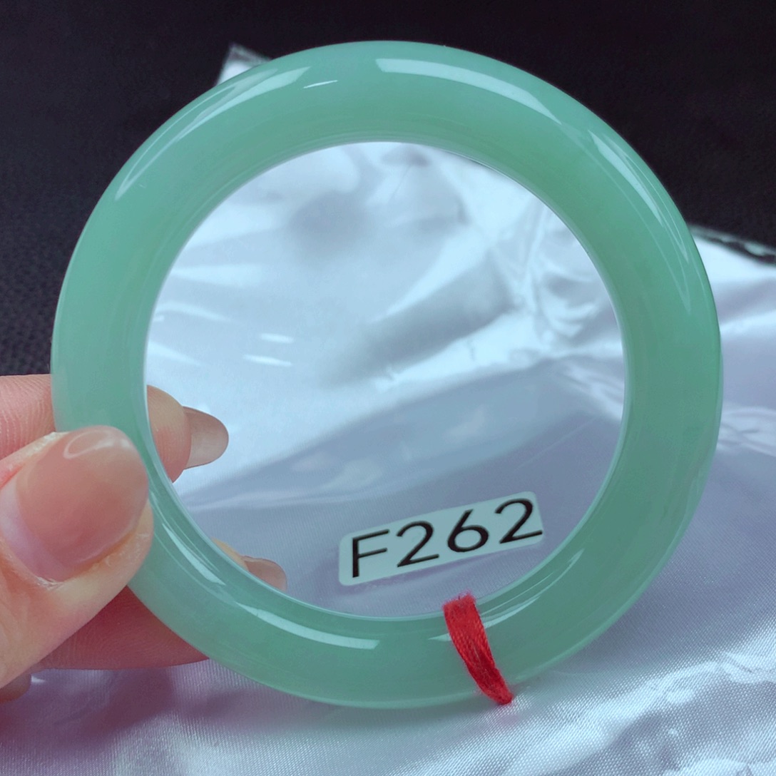 翡翠手镯未镶嵌手镯88