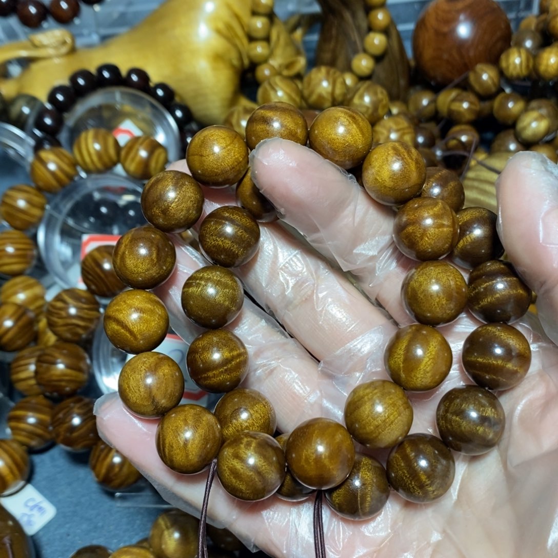 金丝楠瞰*木雕工艺品