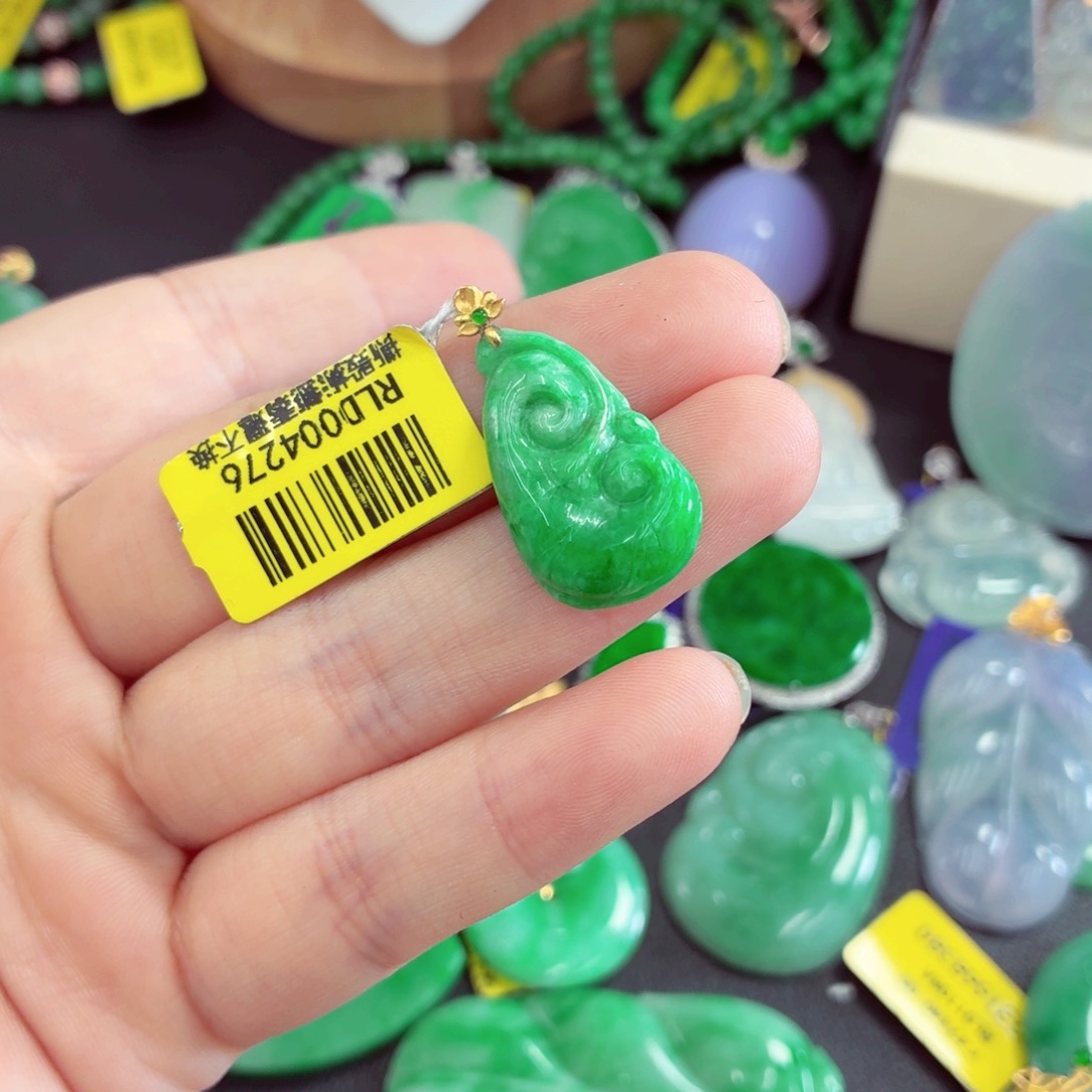 翡翠18K金镶嵌吊坠(不含链)