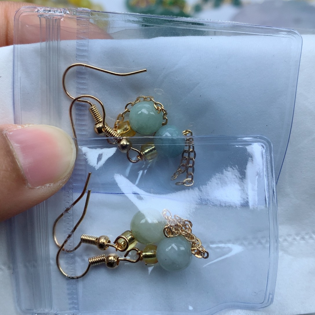 翡翠颈饰未镶嵌吊坠