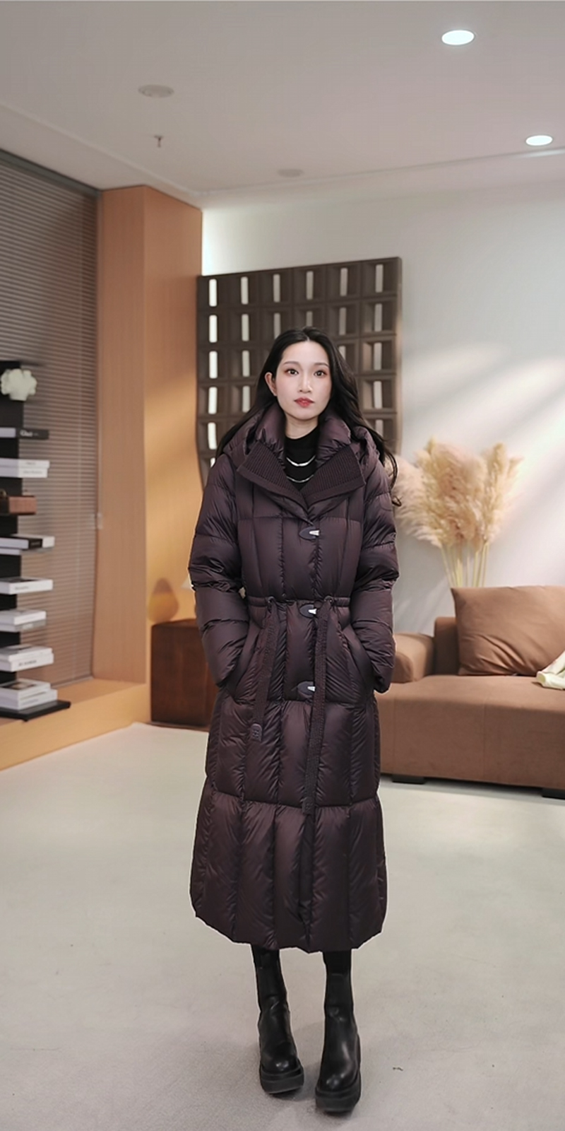 【专柜品质】珠光缎面时装款白鹅绒服 收腰显瘦气质中长款羽绒服