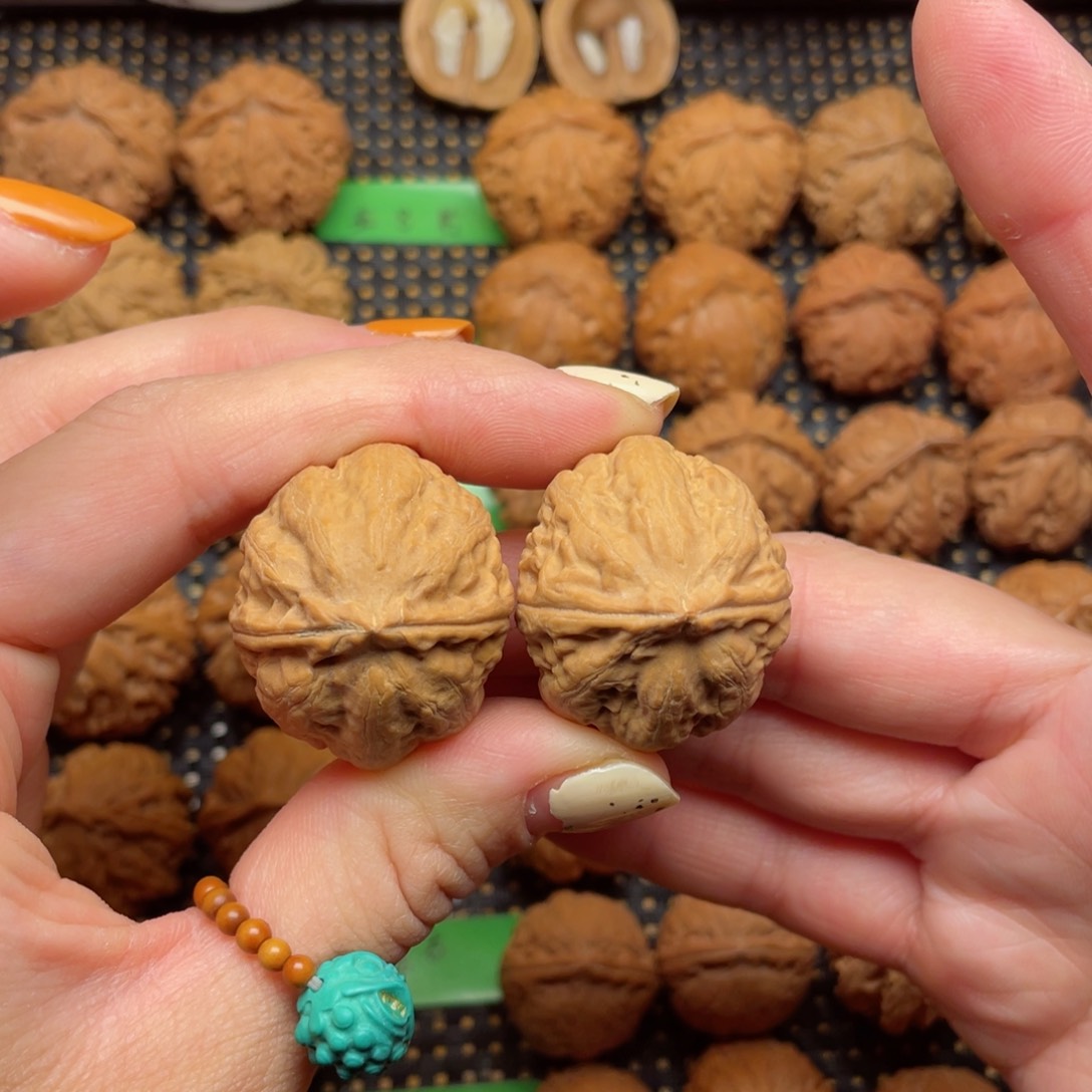 文玩核桃吊坠32尺全品佛肚元宝0008