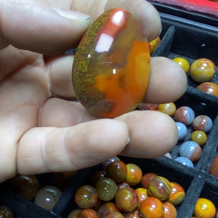 玛瑙/玉髓未镶嵌颈饰