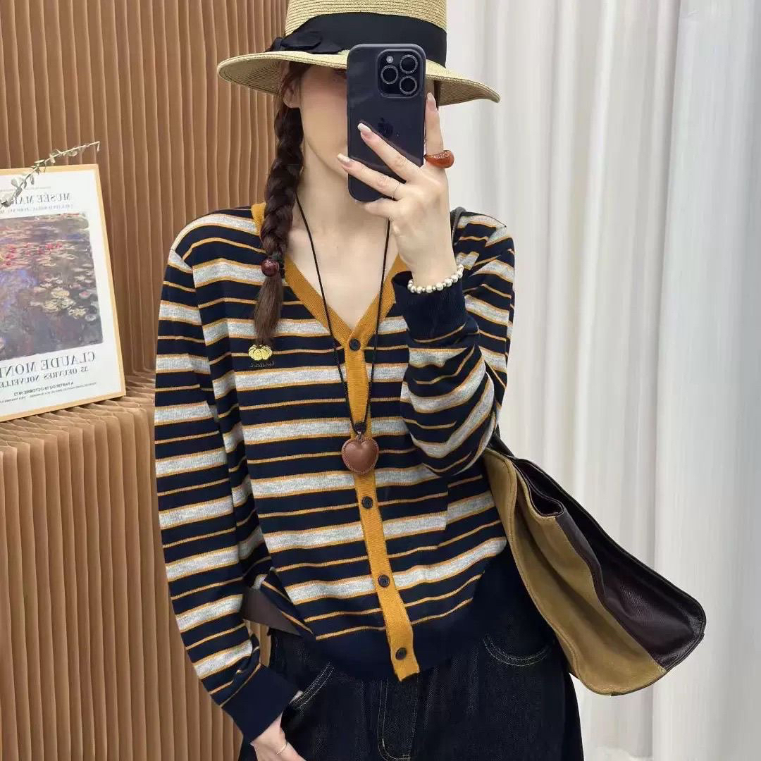 【80-180斤】慵懒风V领刺绣针织开衫秋冬季时尚南瓜刺绣条纹外套女