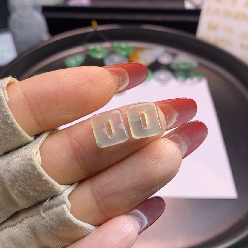 【闪购商品】翡翠挂件未镶嵌扣