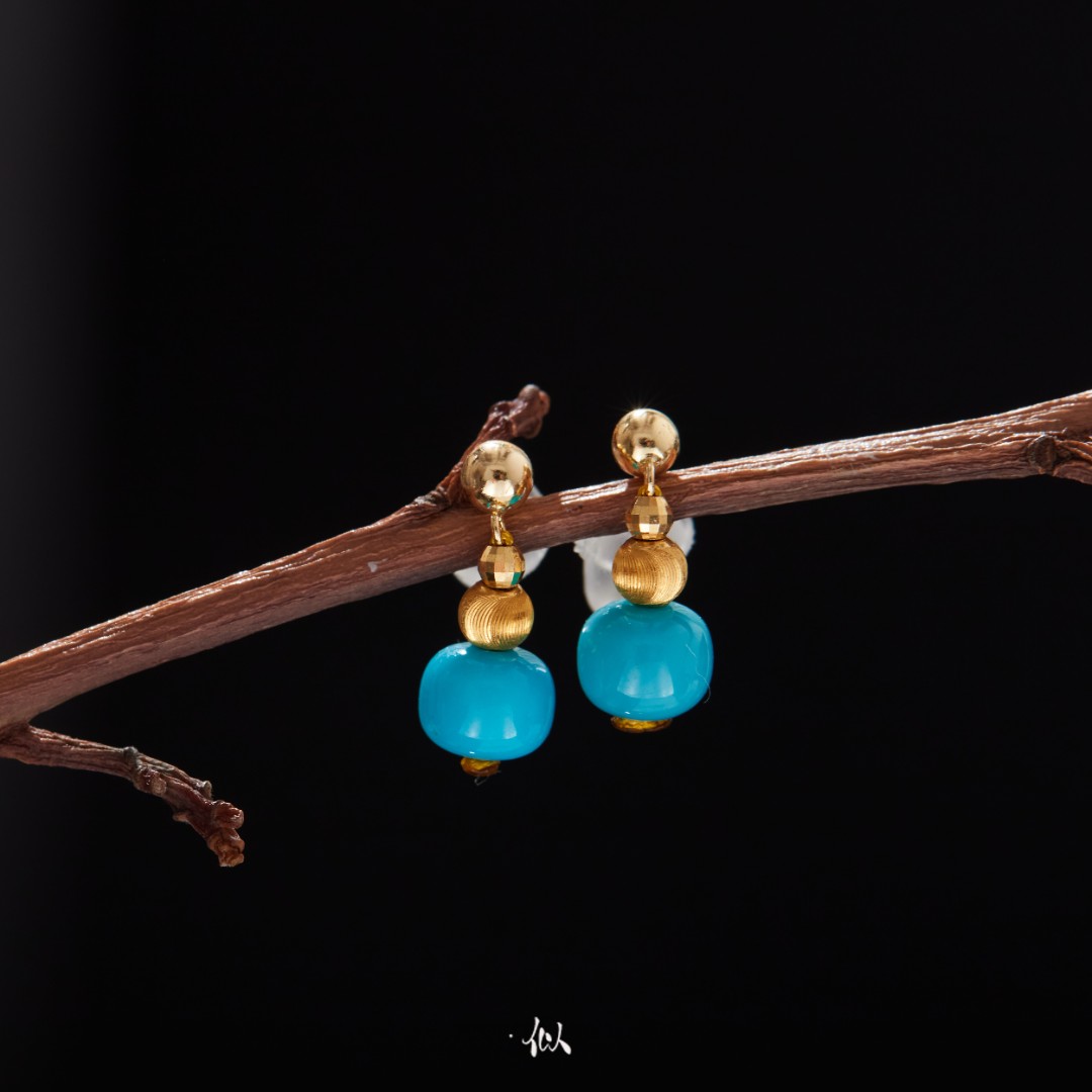 【意辞】·似梓珠宝·18K绿松耳钉  XYGD308044-C