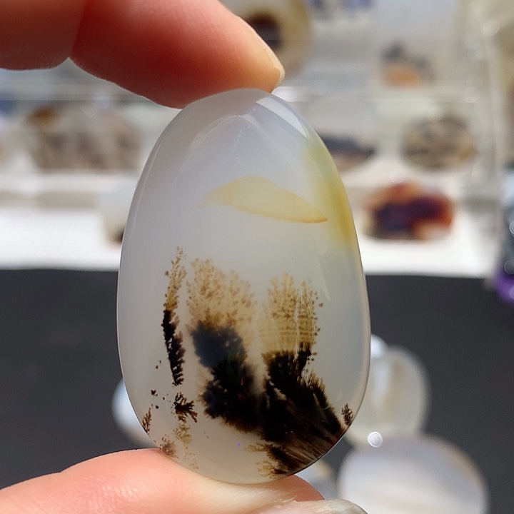 未镶嵌玛瑙/玉髓珠宝奇石