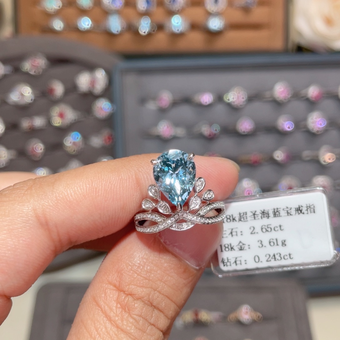 海蓝宝石戒指18K金镶嵌2.65ct 超圣