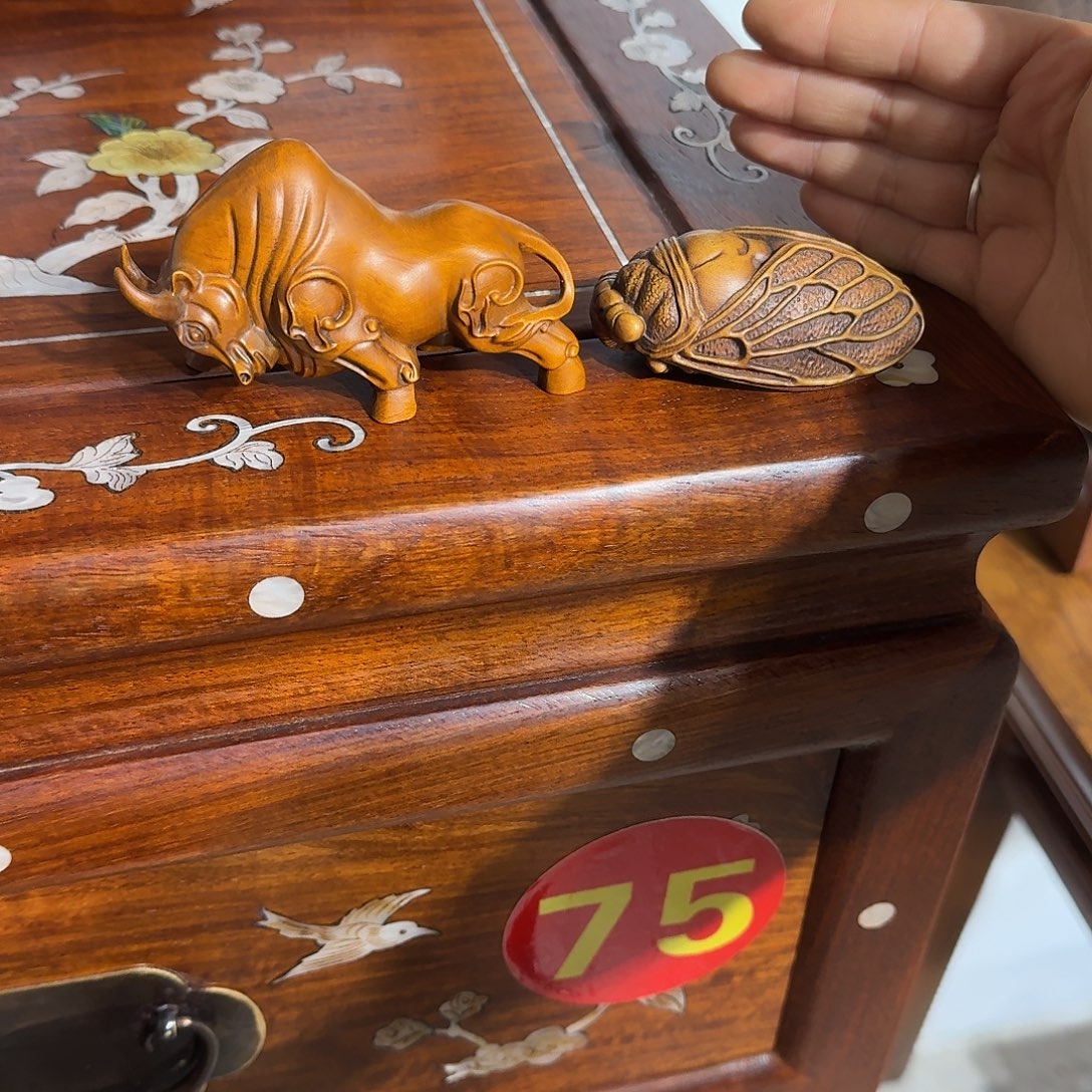 M***0木复古装饰摆件小牛长10厘米手把件长7.5厘米