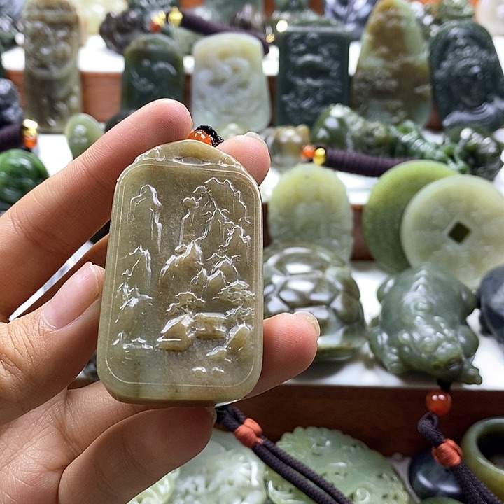 和田玉颈饰未镶嵌