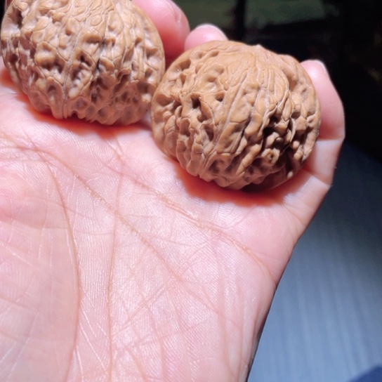 文玩核桃吊坠40磨盘