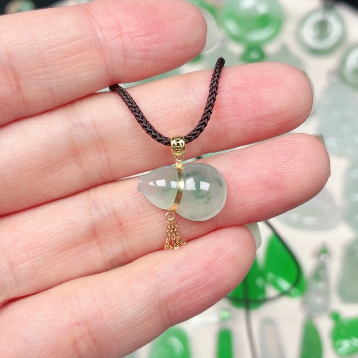 颈饰18K金镶嵌翡翠缅甸天然A货翡翠