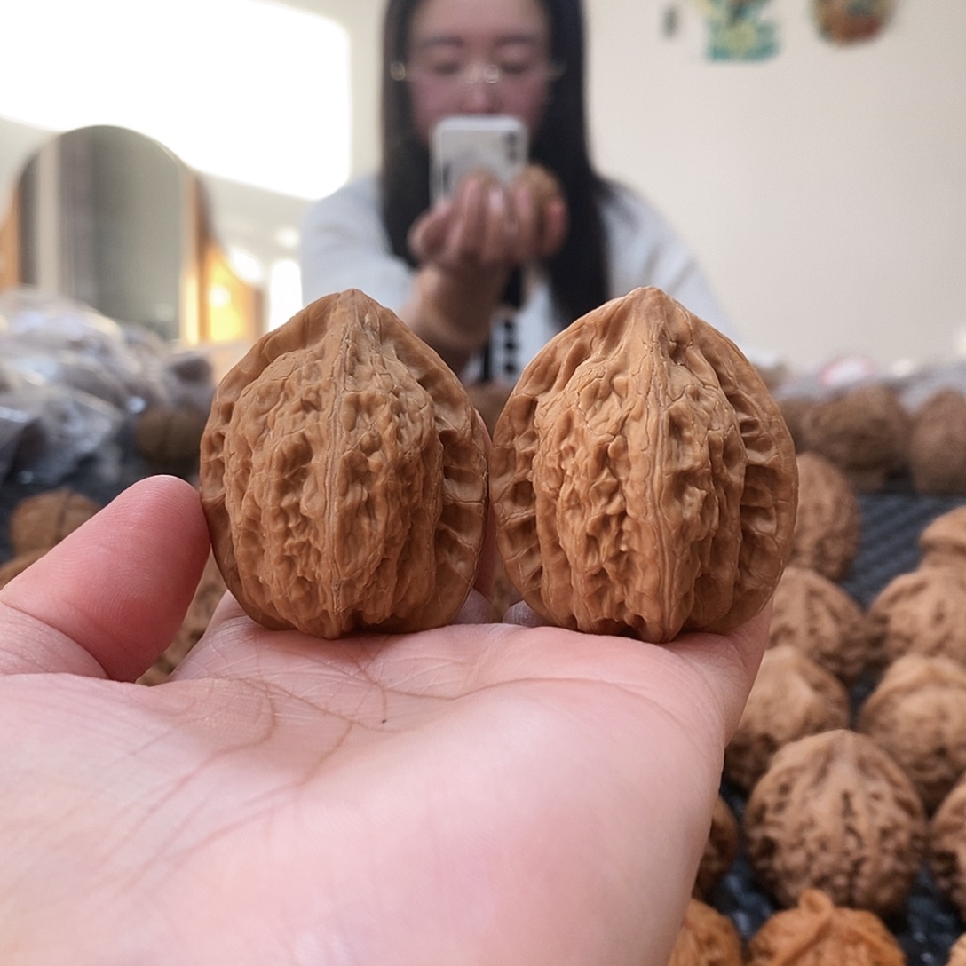 吊坠桃核僧帽37黄