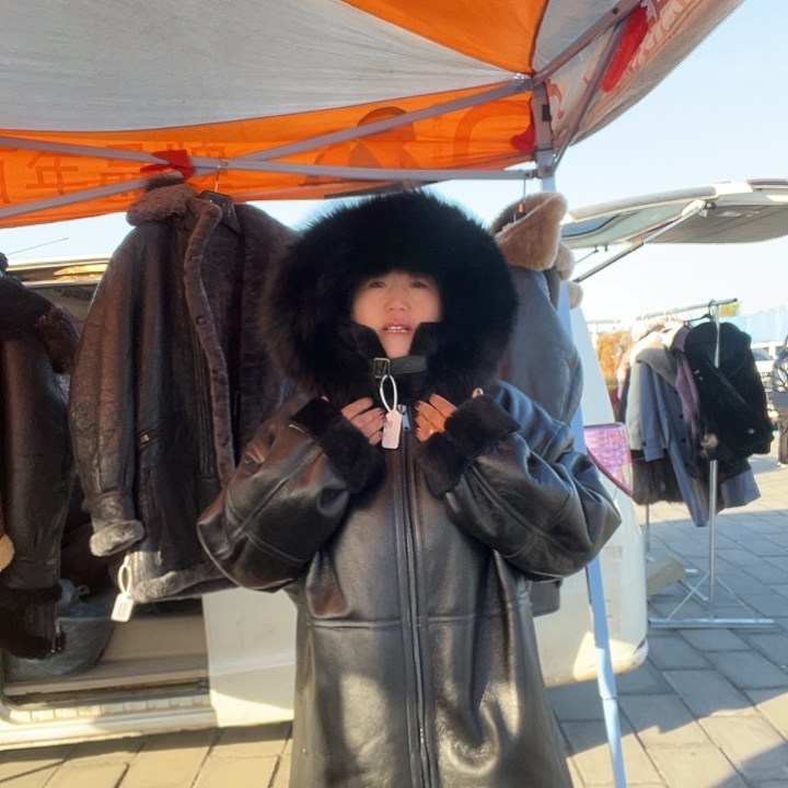 ˚****54码数皮毛一体男款