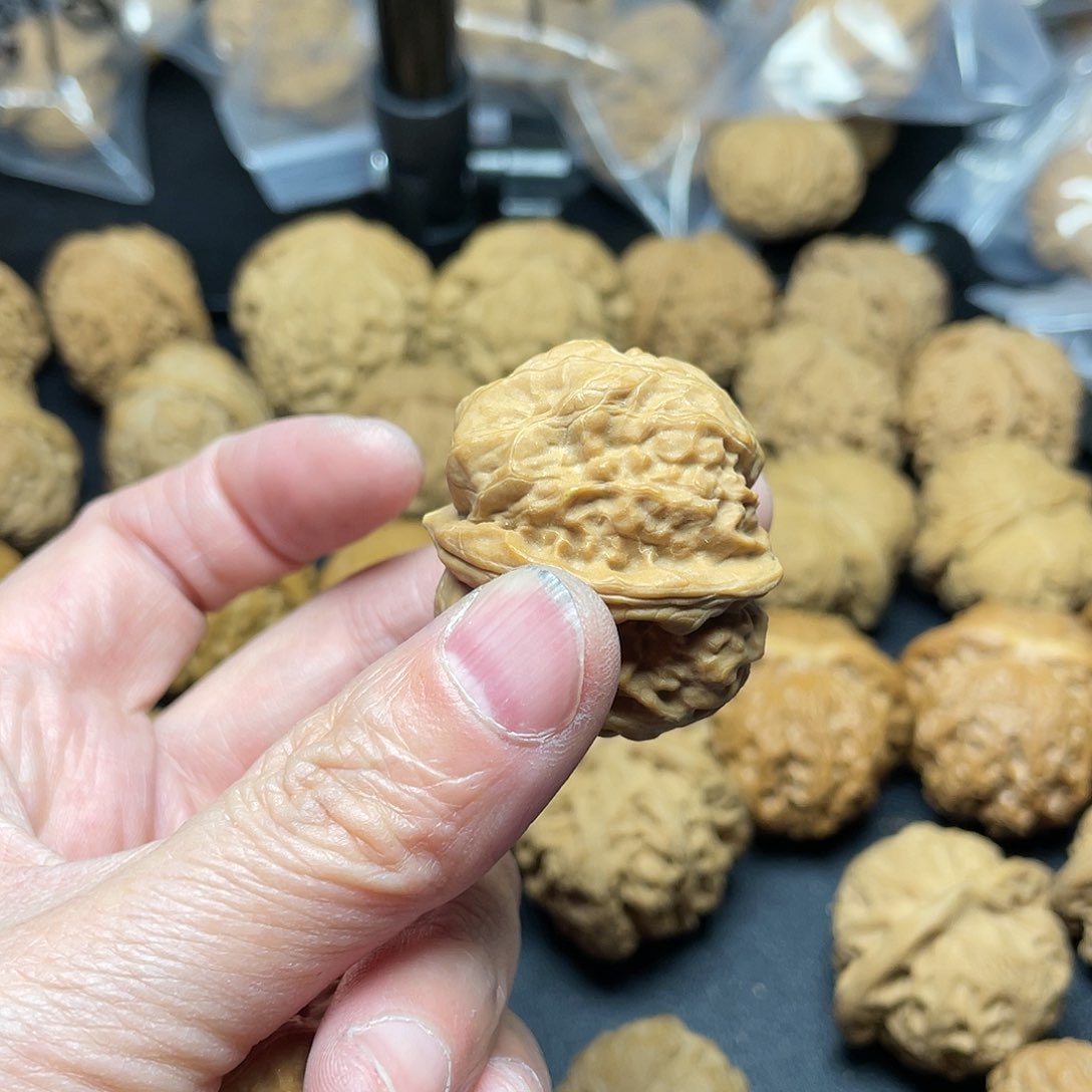 文玩核桃吊坠煤***狗蛤蟆