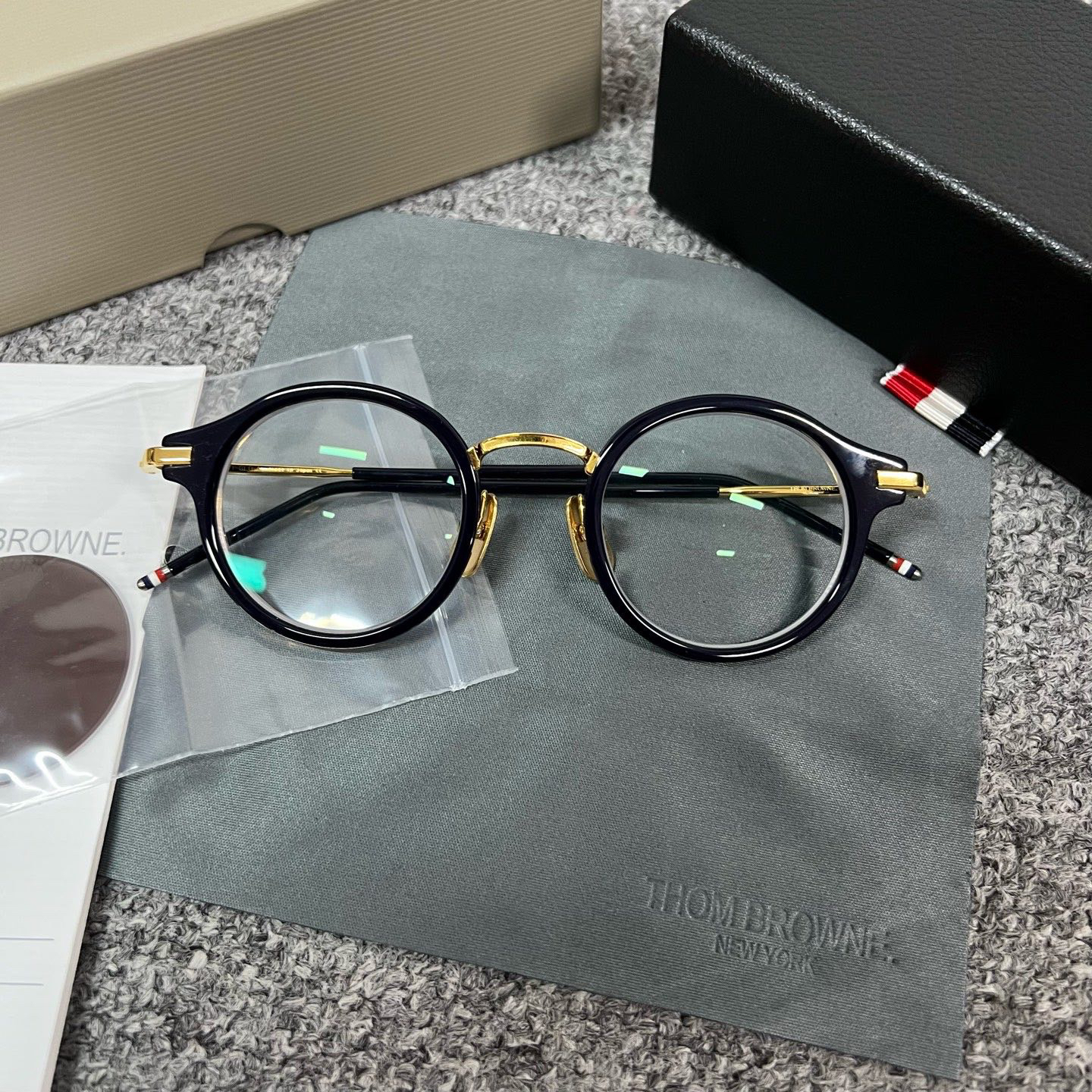 99新 THOMBROWNE TB-807-A 黑金平光镜/近视镜 45码