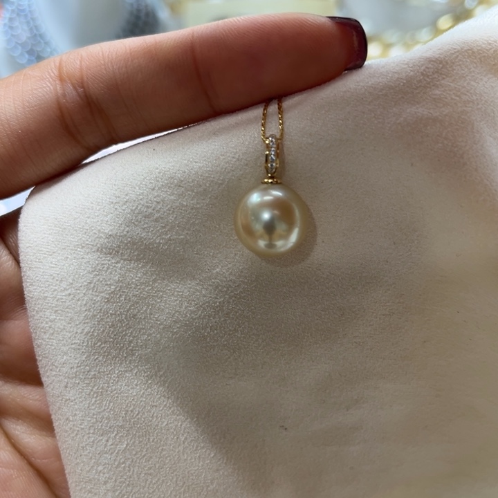 海水珍珠吊坠(不含链)18K金镶嵌