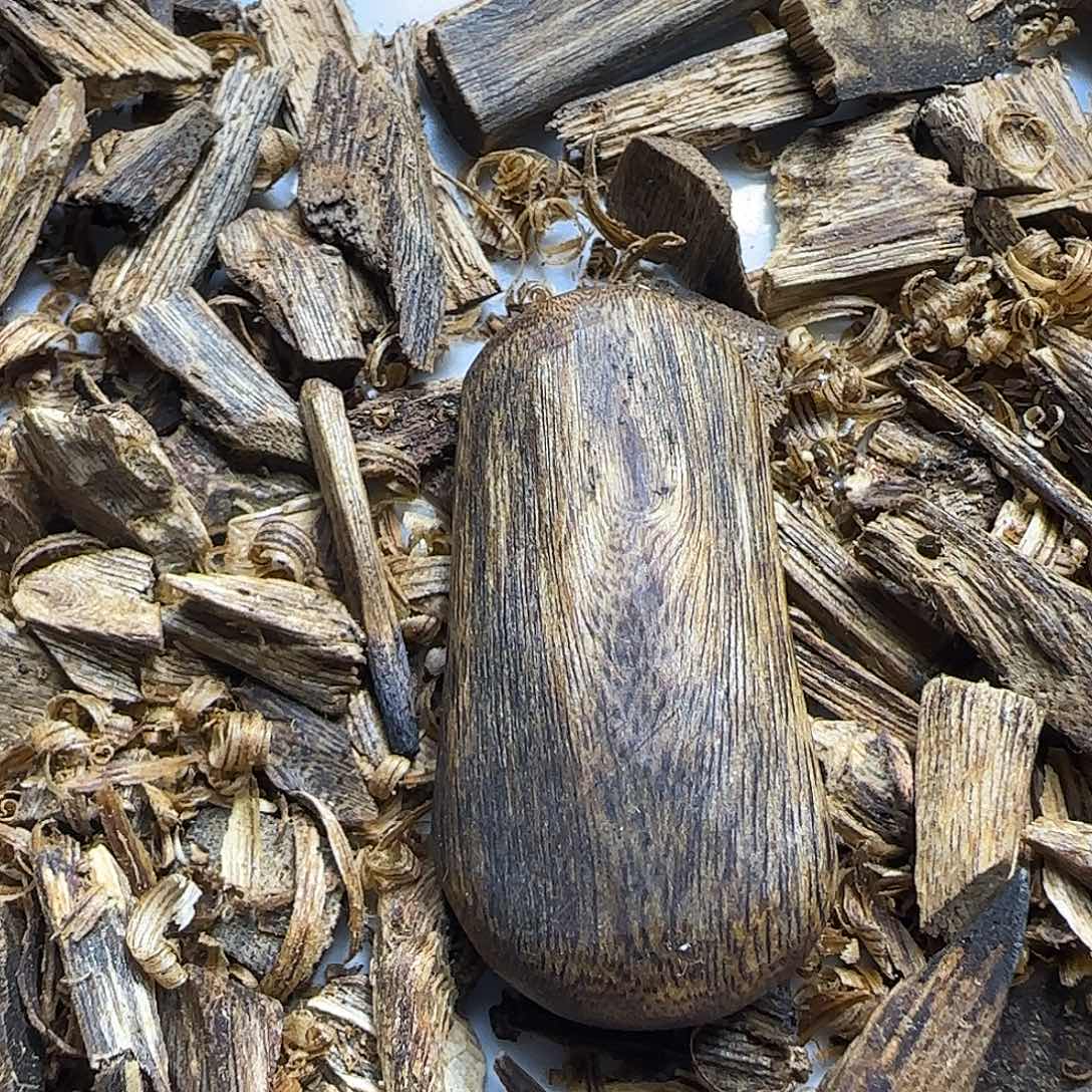 沉香碎屑沉香原汁原味