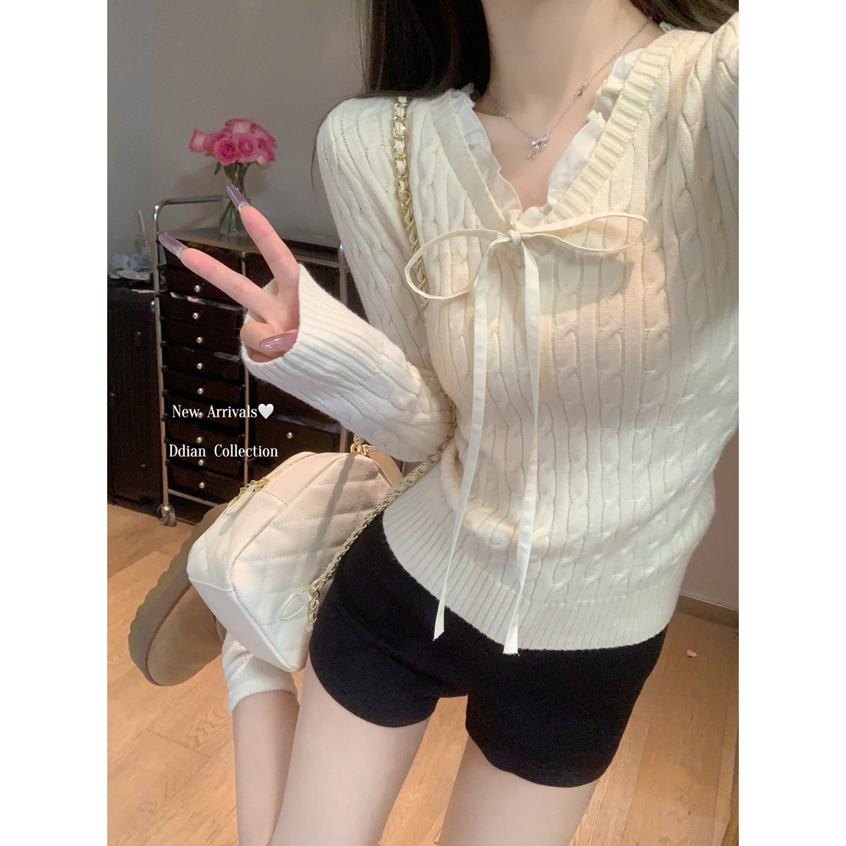 秋冬季miu系蕾丝拼接花边系带打底衫女纯欲内搭针织衫v领毛衣上衣