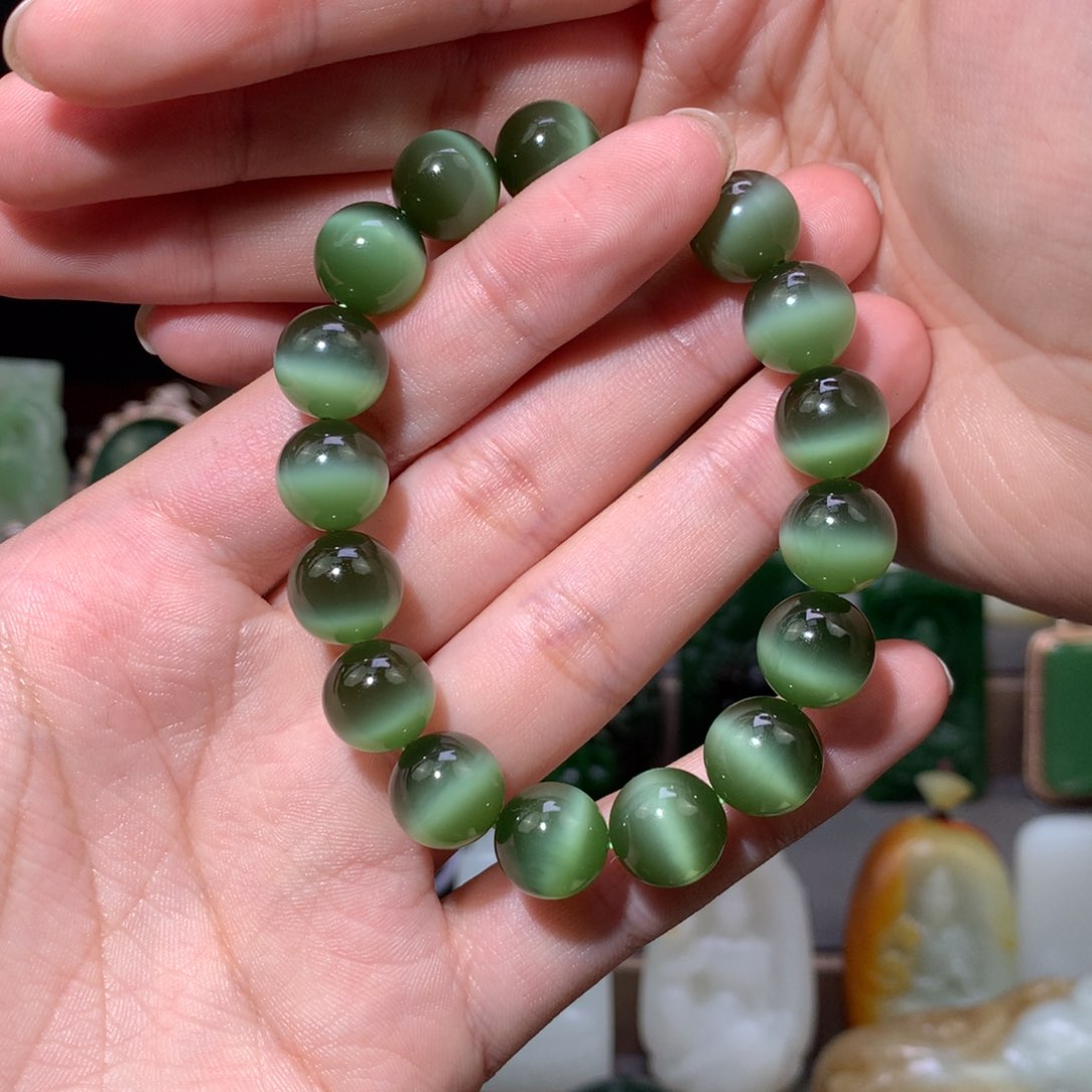 和田玉吊坠未镶嵌