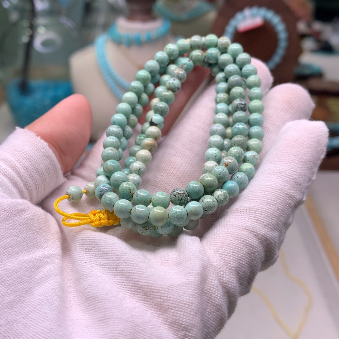 绿松石配饰未镶嵌