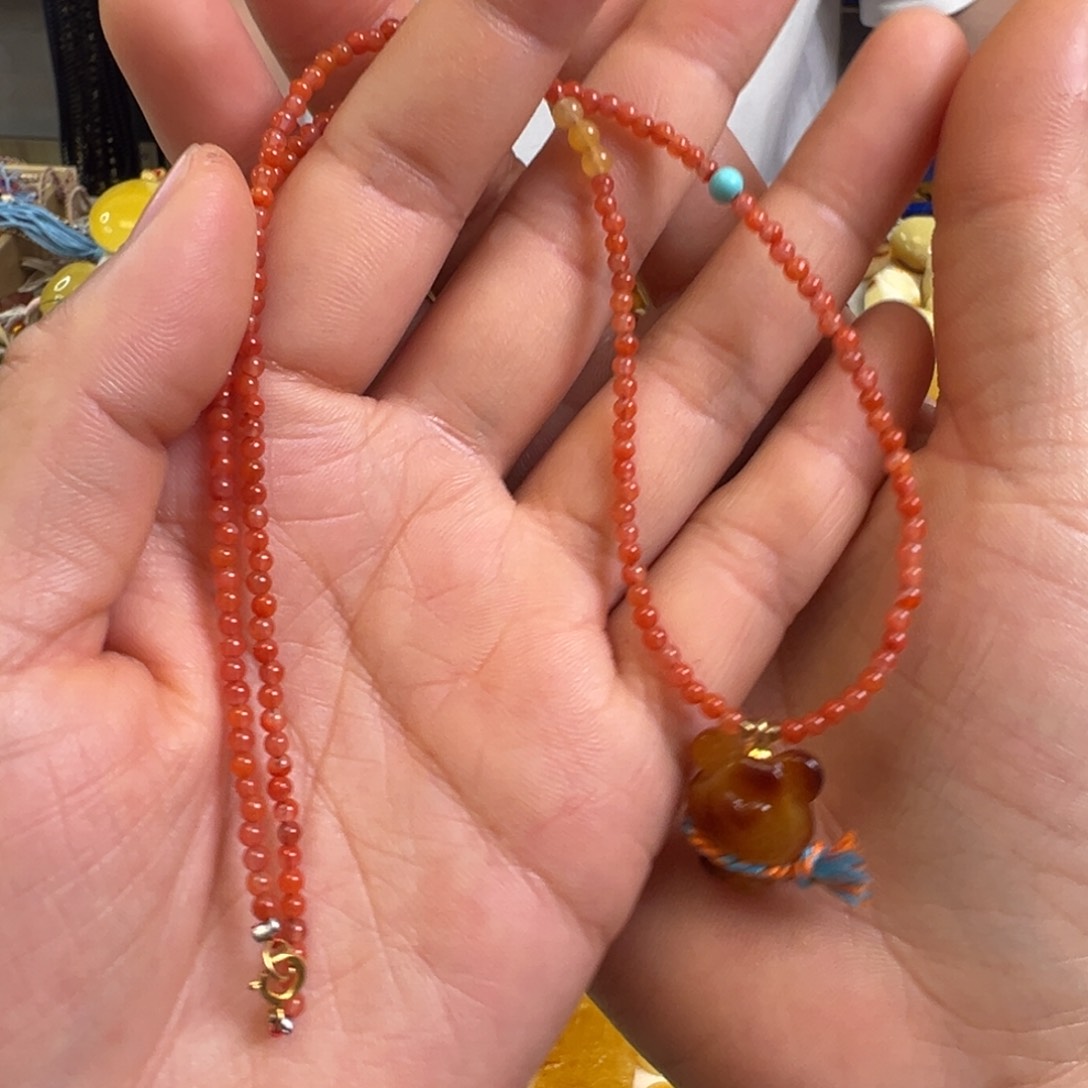 蜜蜡裸石未镶嵌蜜蜡