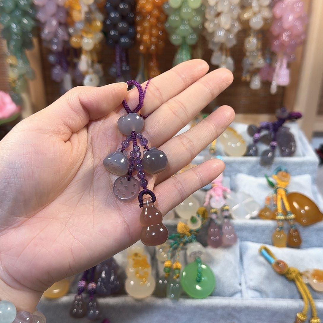 玛瑙/玉髓挂件未镶嵌