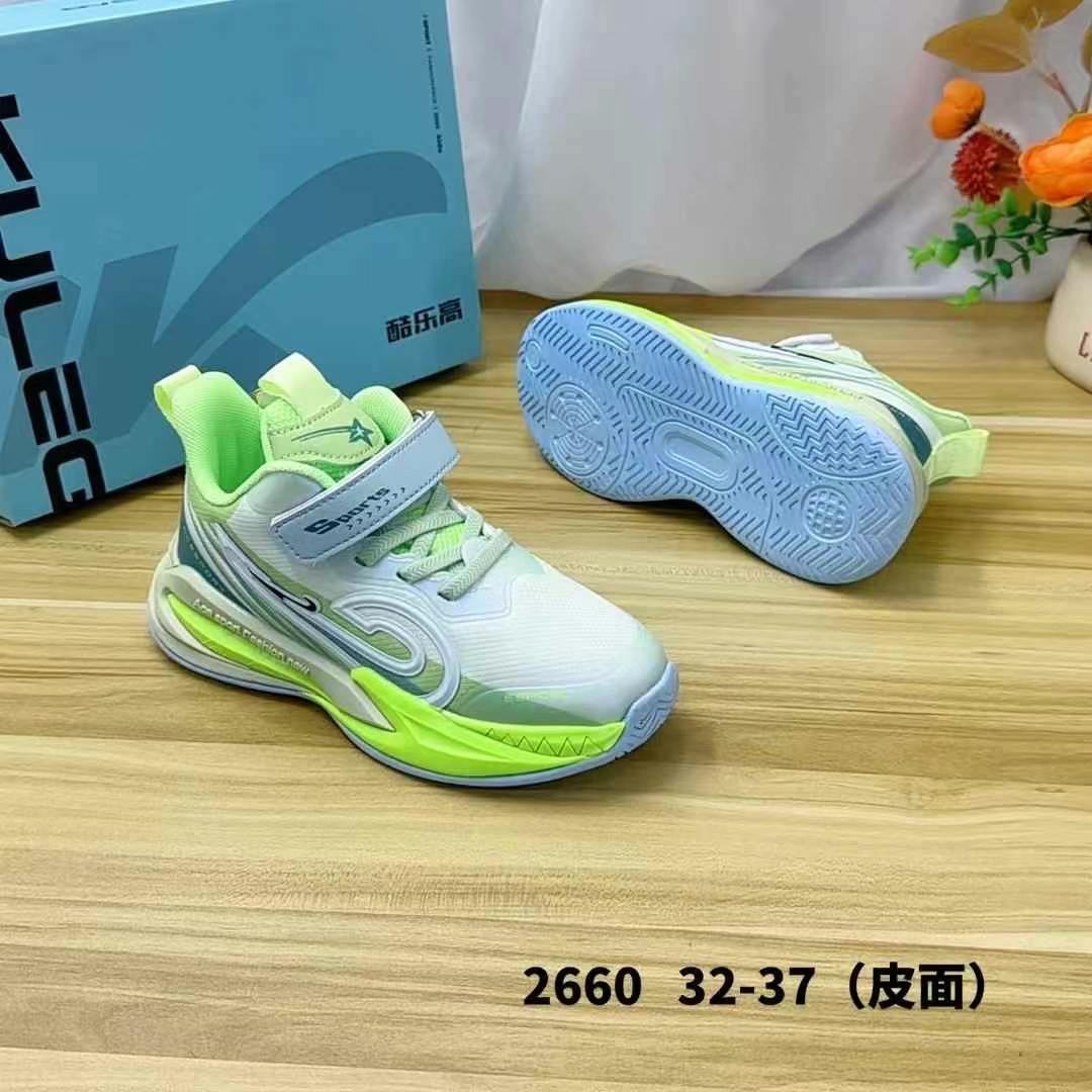 酷乐高品牌鞋皮面运动鞋