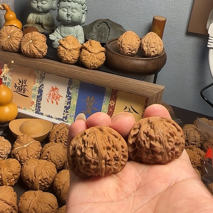 吊坠文玩核桃38宫灯核桃无修，不退不换福利