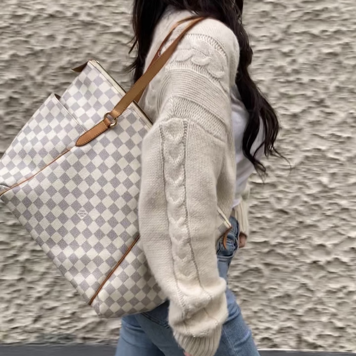 95新 LouisVuitton/路易威登 奶瓶。中号托特 白棋盘格 全原95新