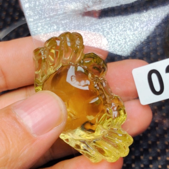 未镶嵌颈饰水晶黑**间水晶