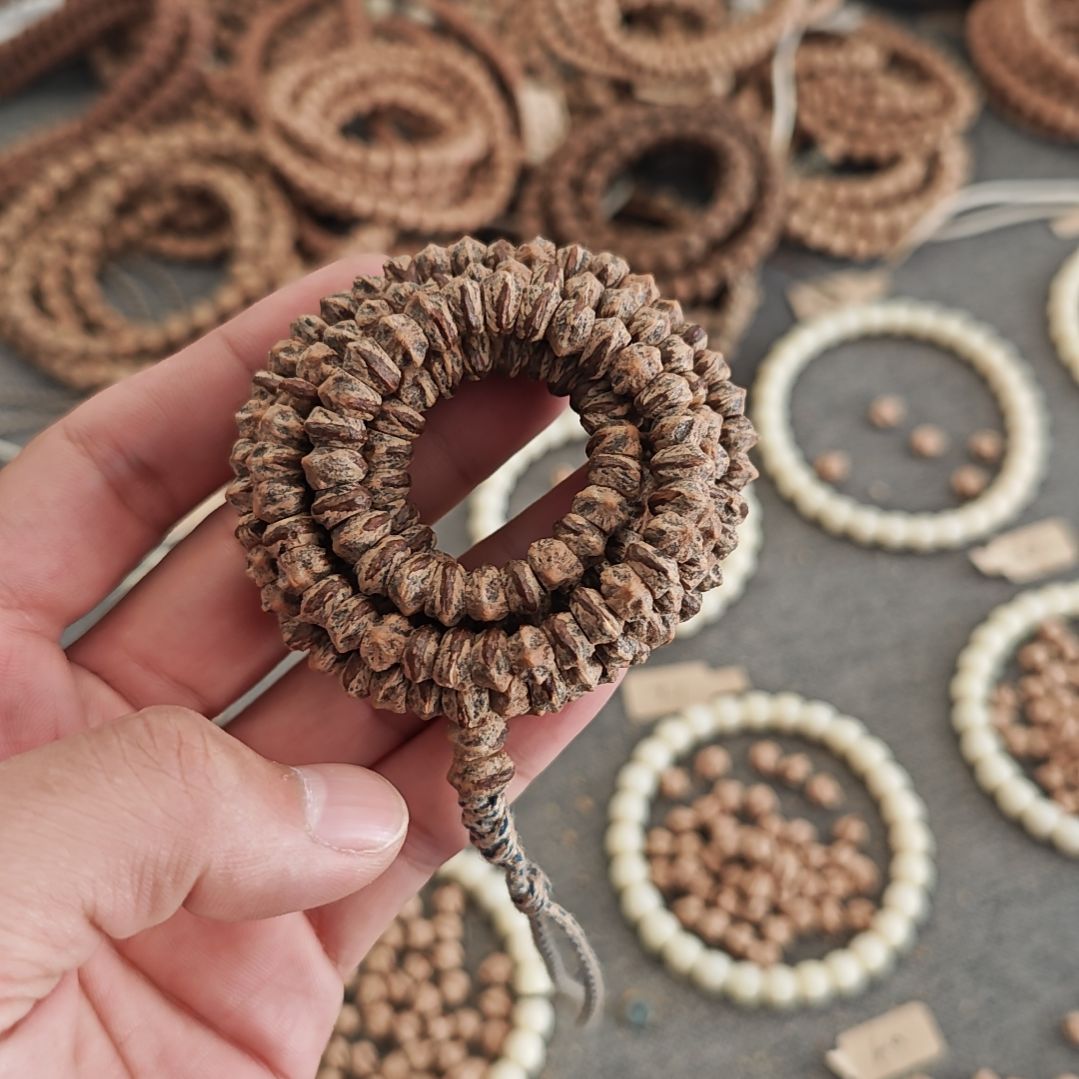 菩提老树红芽横打斜切