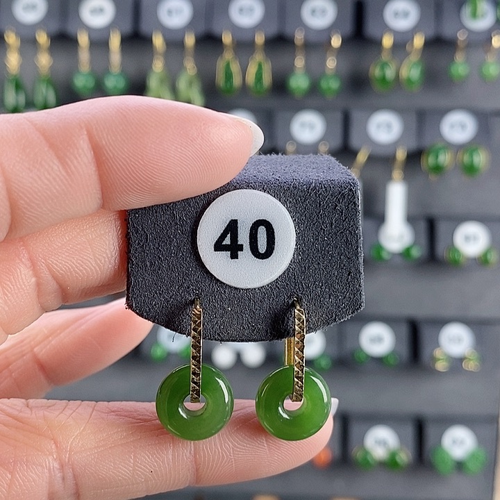 和田玉耳饰18K金镶嵌